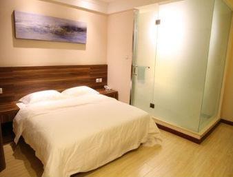 Hotel Super 8 Yantai Train Station Dayue Cheng Chambre photo